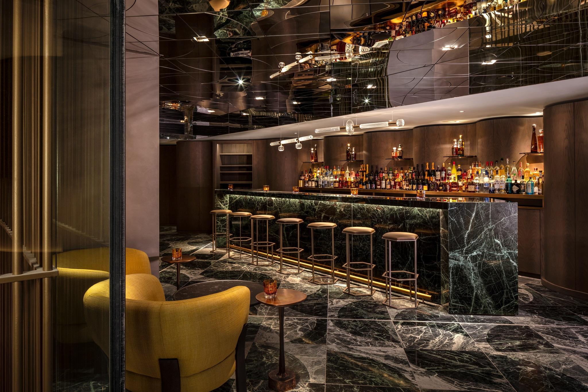 Hotel The Londoner Esterno foto The Bar