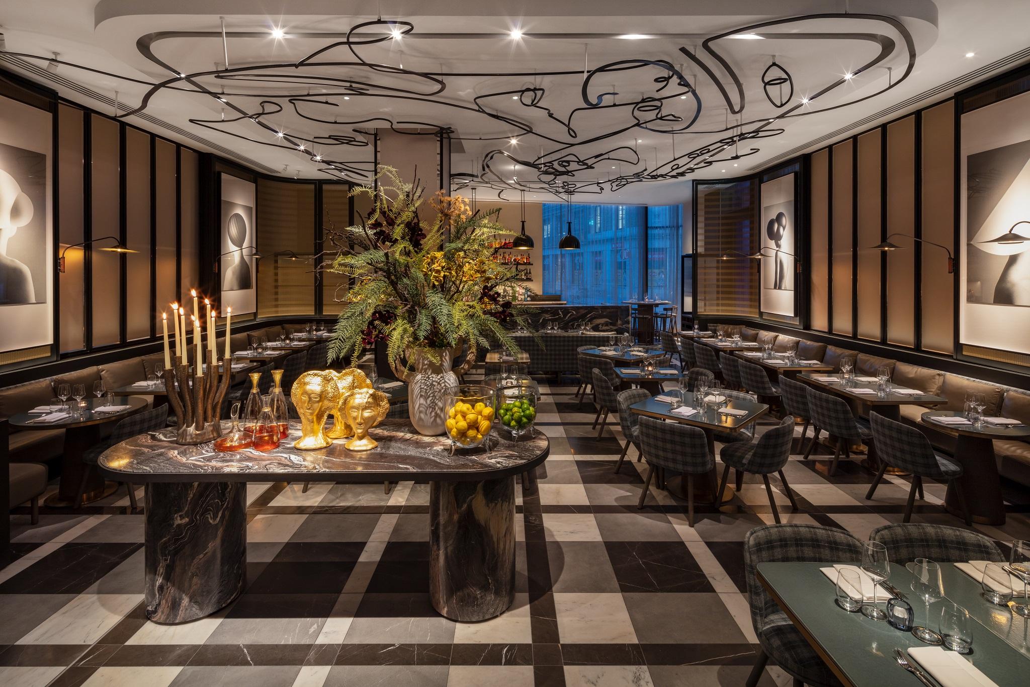 Hotel The Londoner Esterno foto The interior of the restaurant