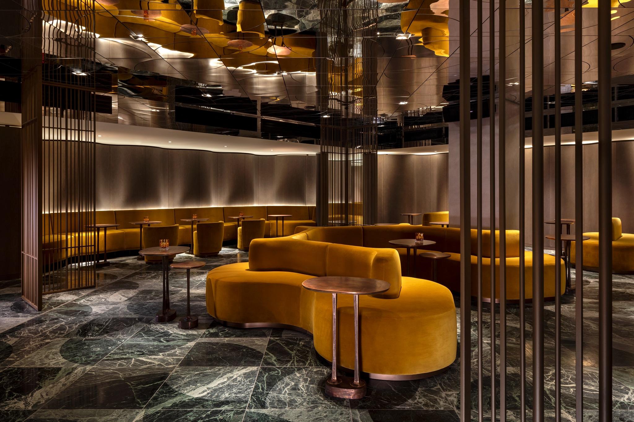 Hotel The Londoner Esterno foto The interior of the lounge